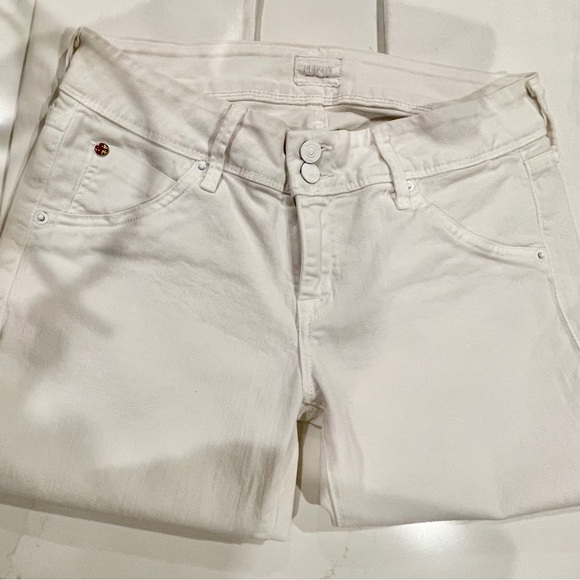 HUDSON white jeans w/back pocket flap. RN#107906 CA#00635. Bootcut, stretch. - Picture 7 of 10